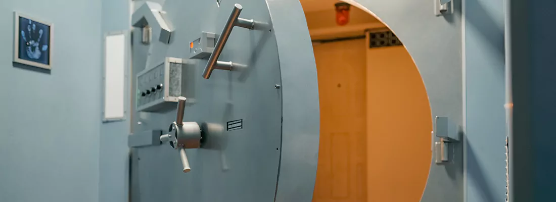 Vault and Safe locksmith services in Stamford, ON